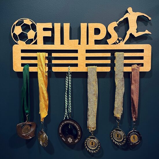 Medaļu turētājs FUTBOLS (bumba un spēlētājs)