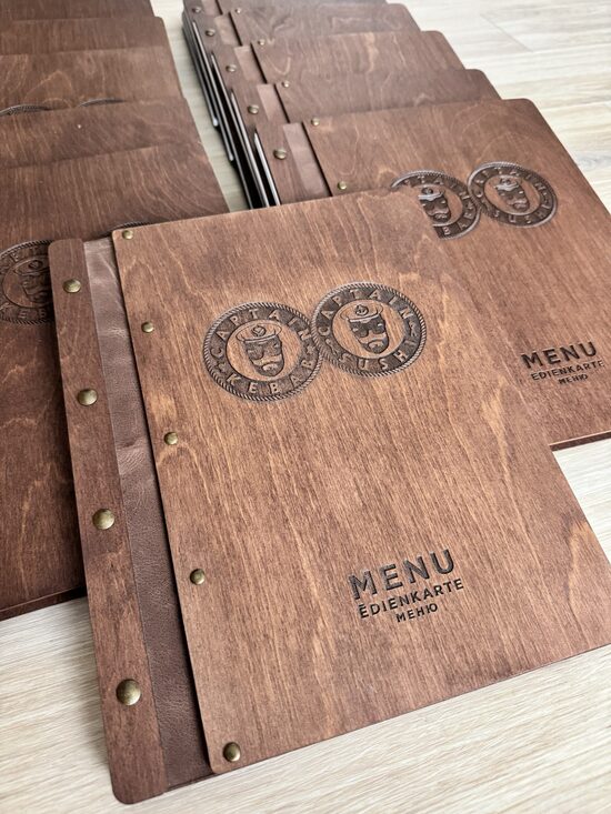 Ēdienkartes/dzērienkartes vāki